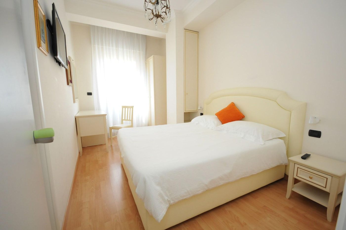Roma-Tiburtina-Station-Room-9