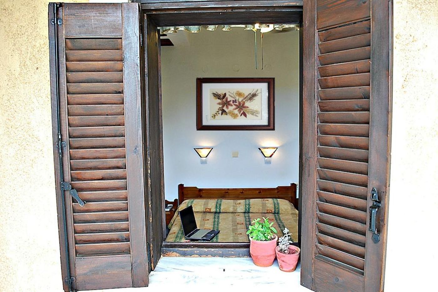 Iliostasi-Beach-Apts-Room-4