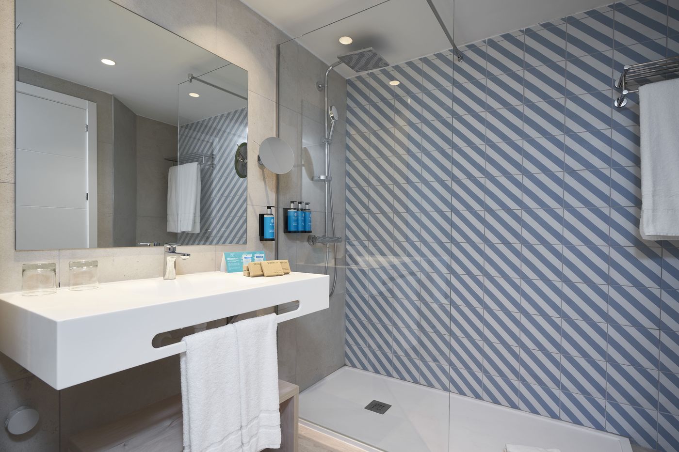 Gran-Hotel-Turquesa-Playa-Room-32