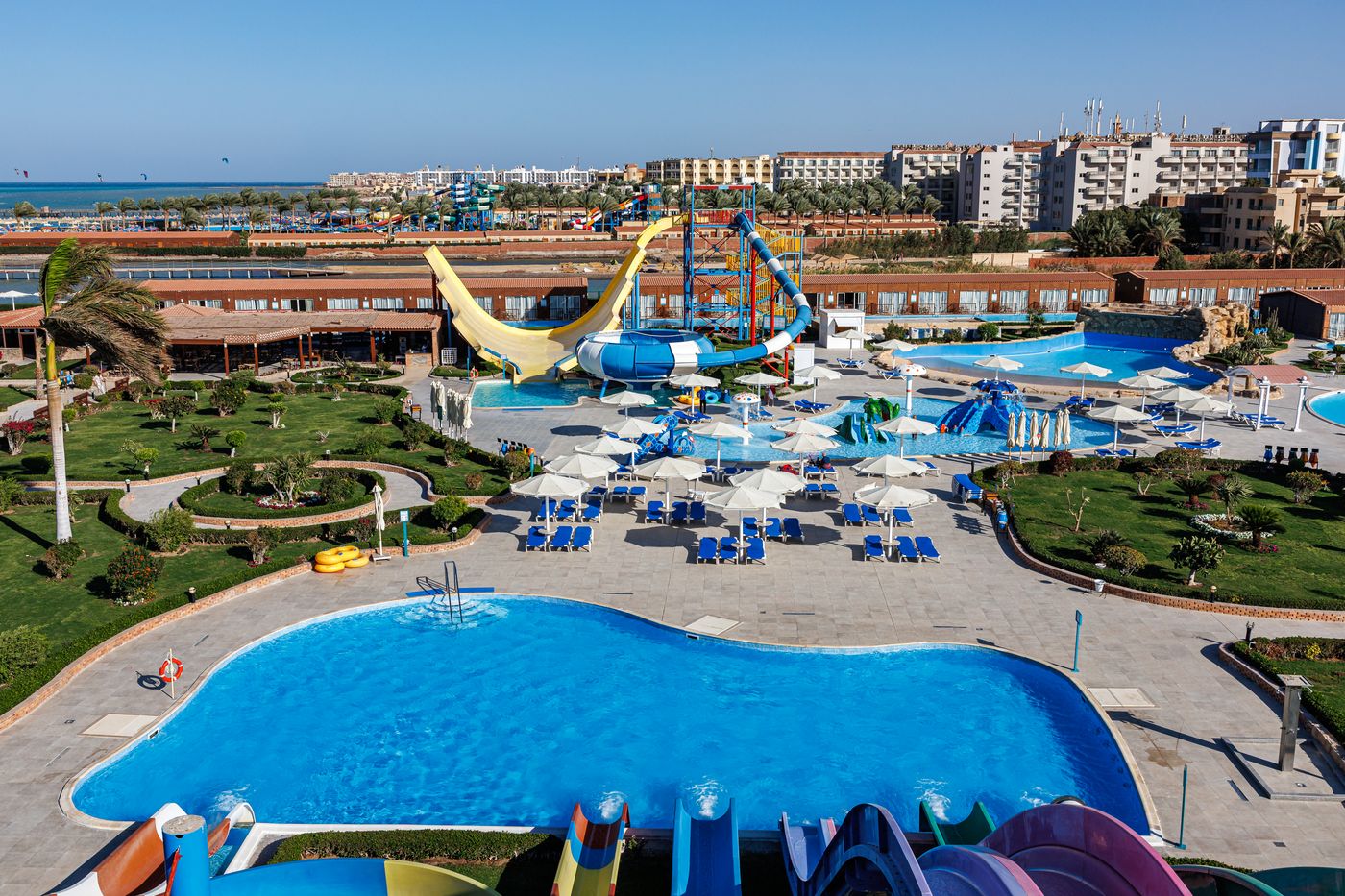 SUNRISE Solara Aqua Park 25.09
