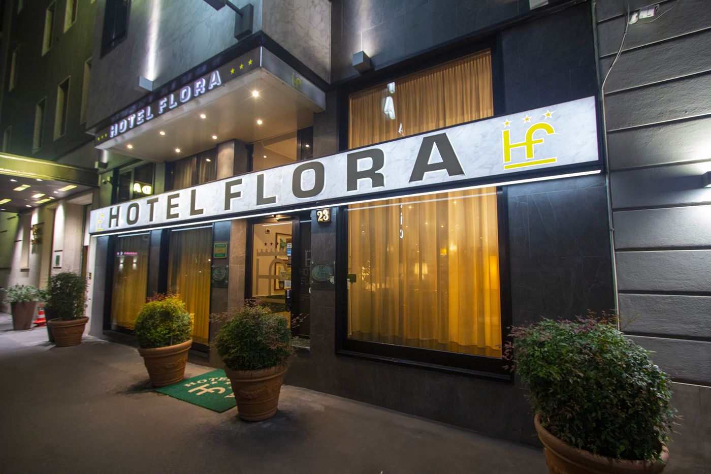 Flora-Lobby-7