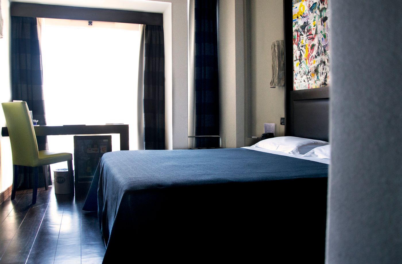 Twenty-One-Hotel-Room-21