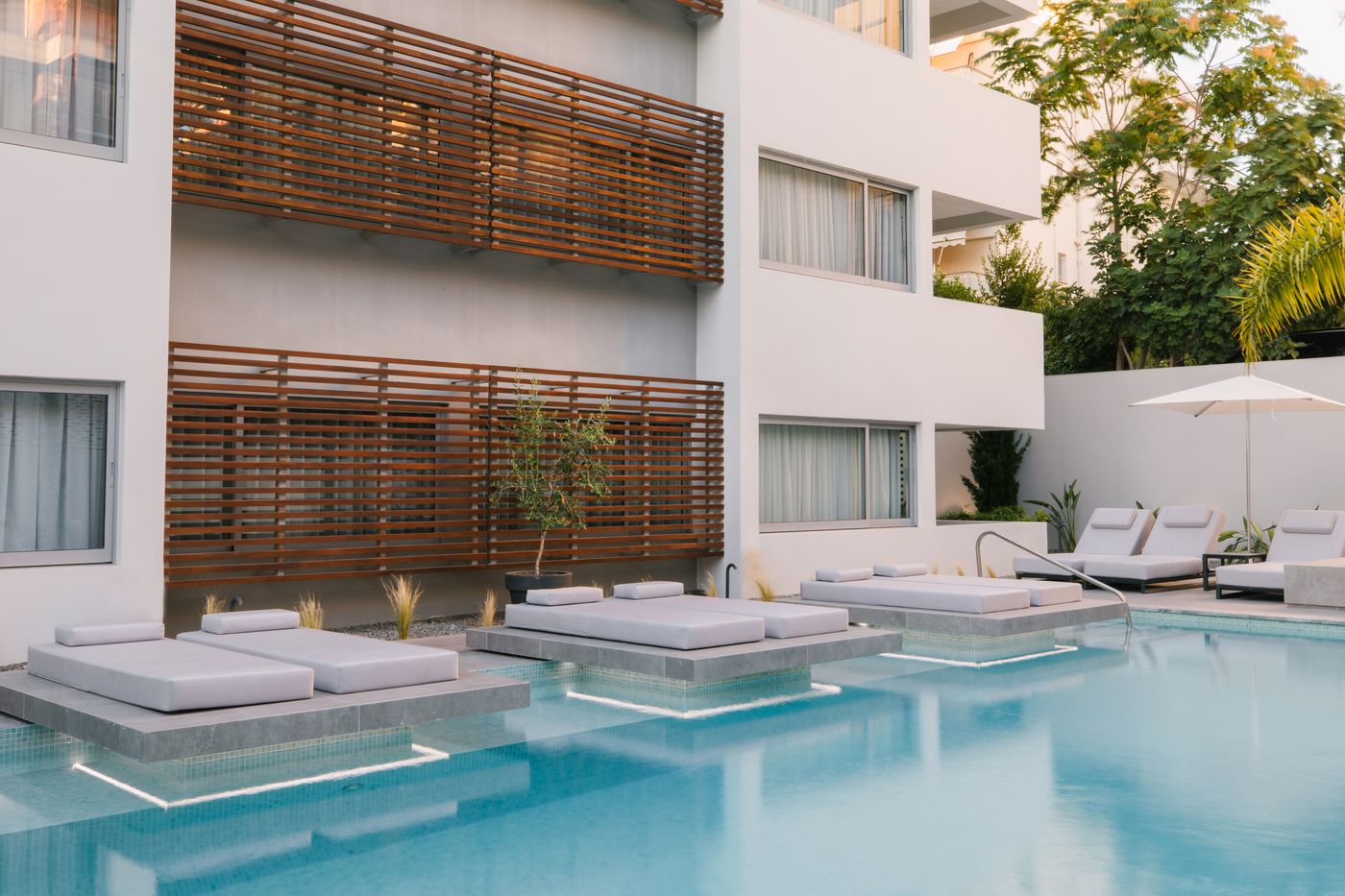 Brasil-Suites-Pool-55