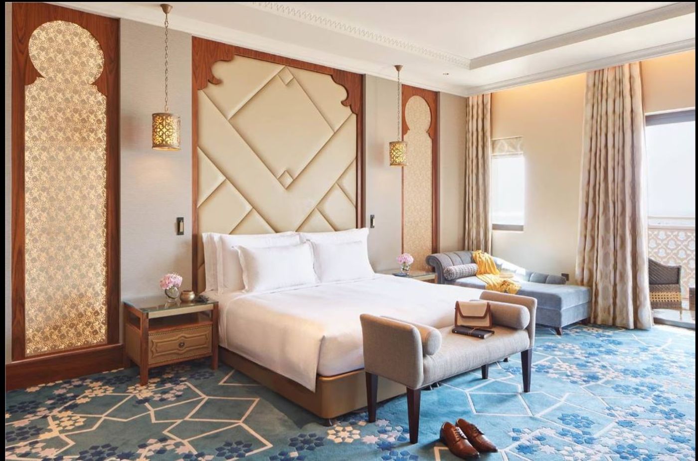 Jumeirah-Al-Qasr--Room-36