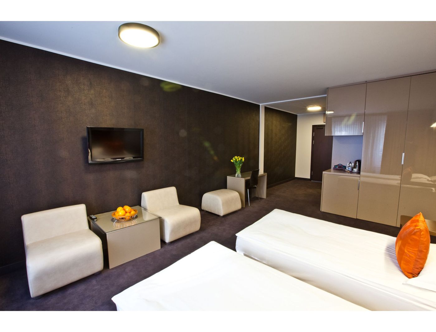 Platinum Apartments Aparthotel-Poland-POZNAN-Room-8