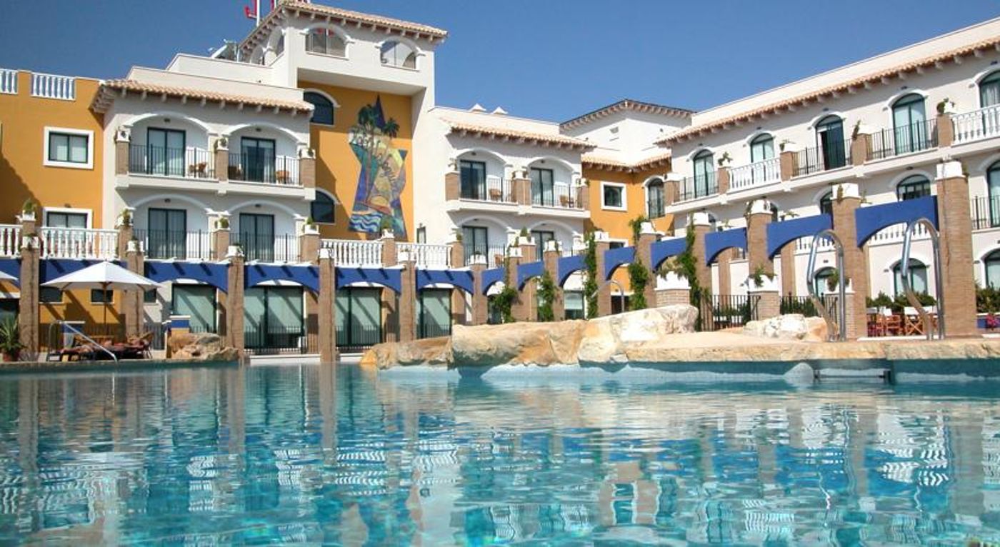 La Laguna Spa & Golf