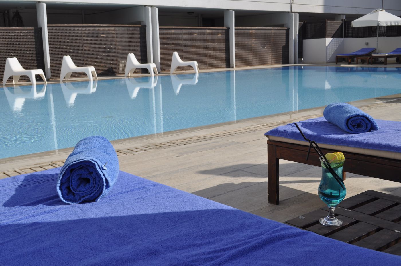 Sun-Hall-Hotel-Pool-6