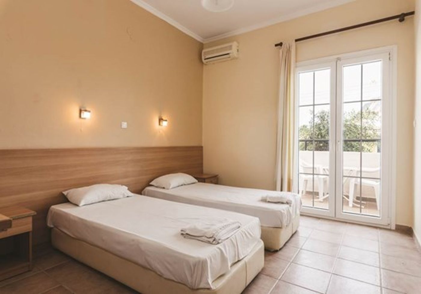 Quayside Village Hotel - Adults Only