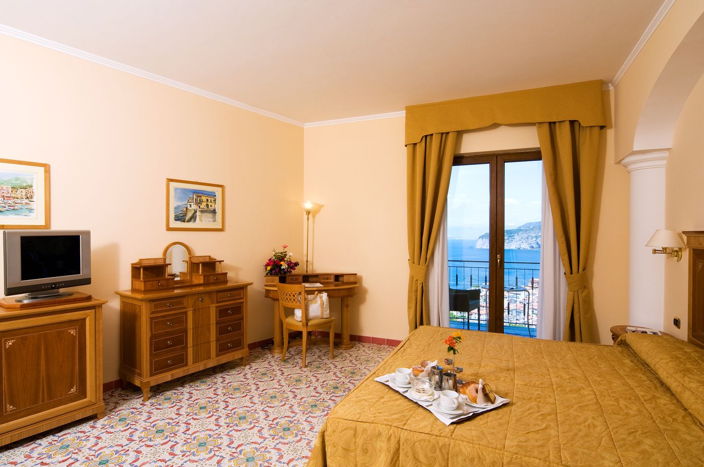 Grand-Hotel-President-Room-17