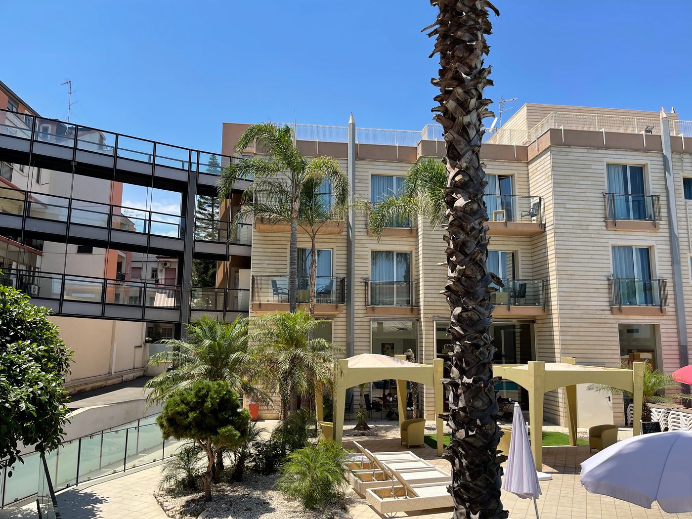 Grand-Hotel-Yachting-Palace-General-view-5