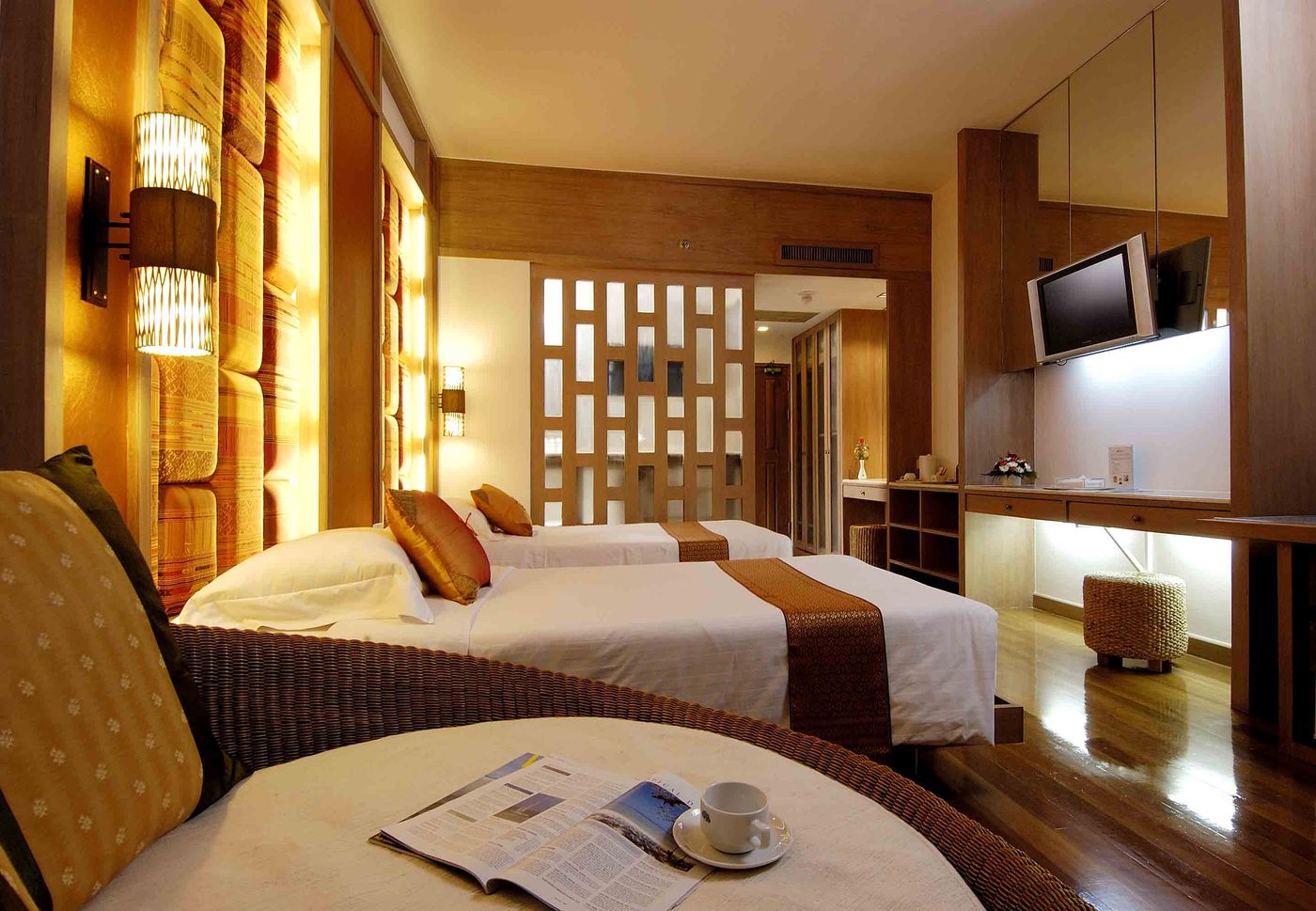 Royal-Paradise-Room-36