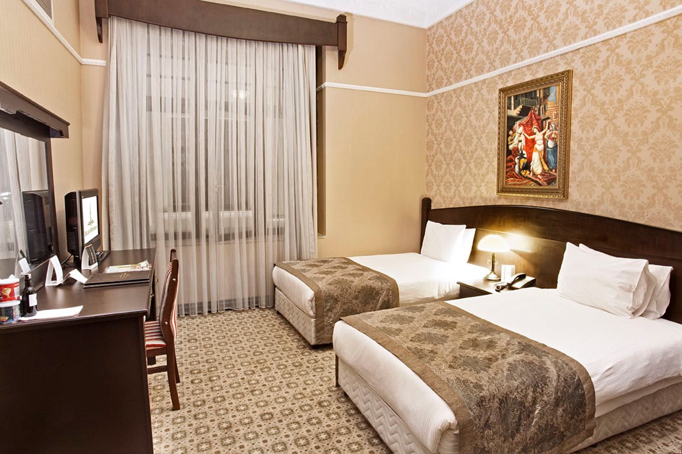 Legacy-Ottoman-Hotel-Room-21