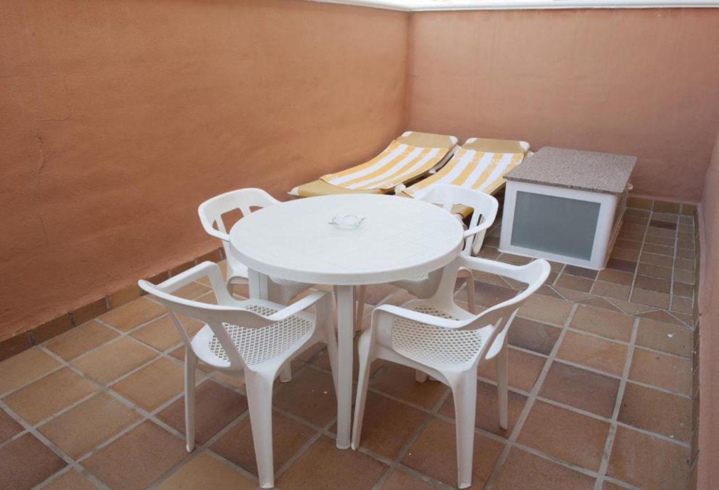 Lloyds-Beach-Club-Room-15