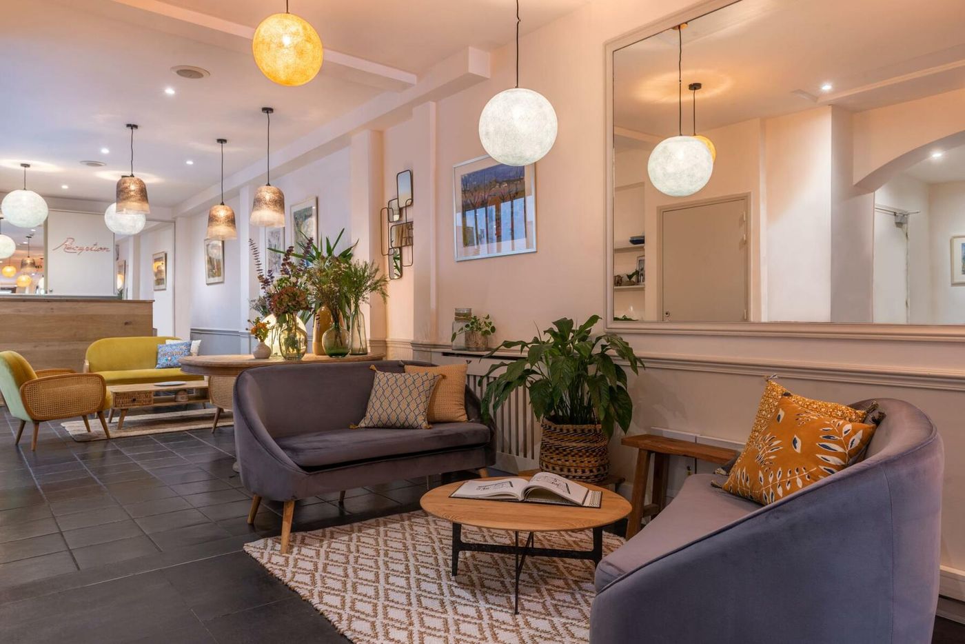 29-Lepic-Montmartre-Lobby-3