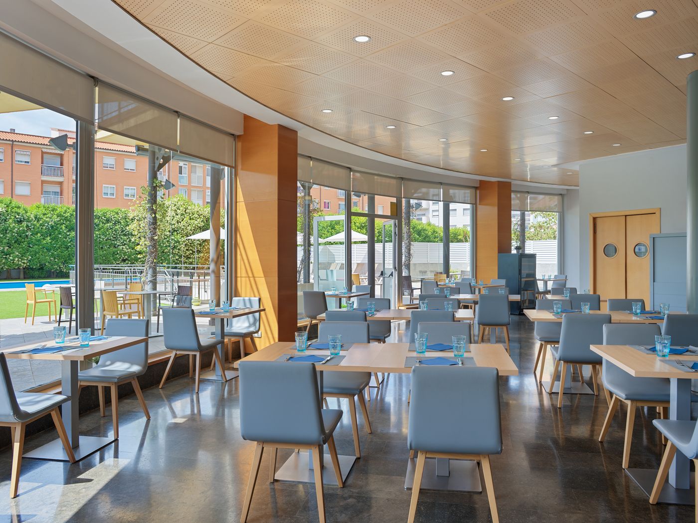 Mercure-Atenea-Aventura-Restaurant-22