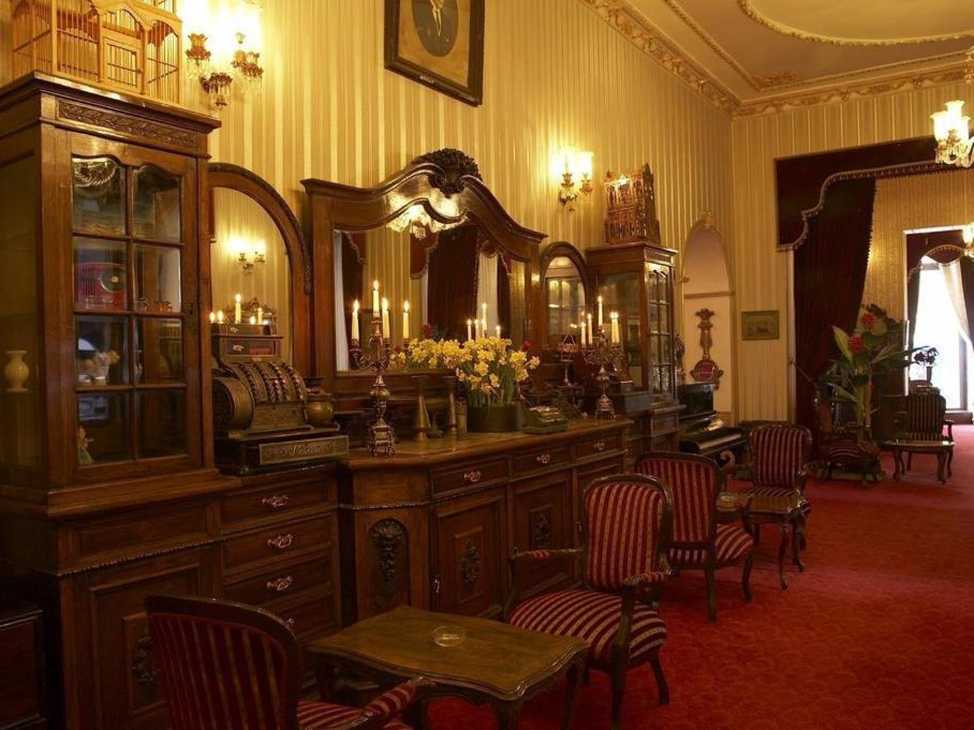 Grand Hotel de Londres-Turkey-BEYOGLU-General view-3