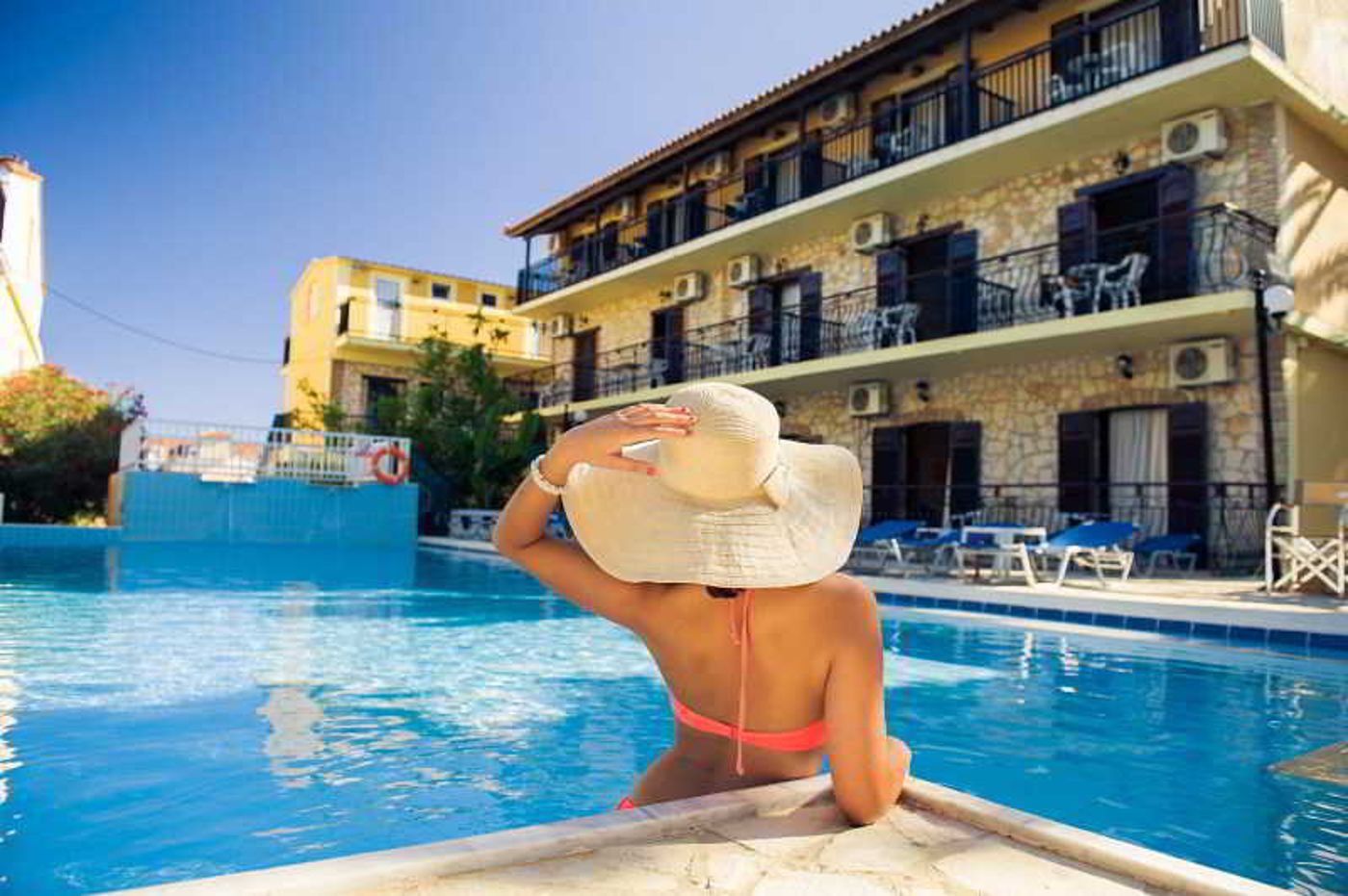 Two-Brothers-Studios-Pool-7