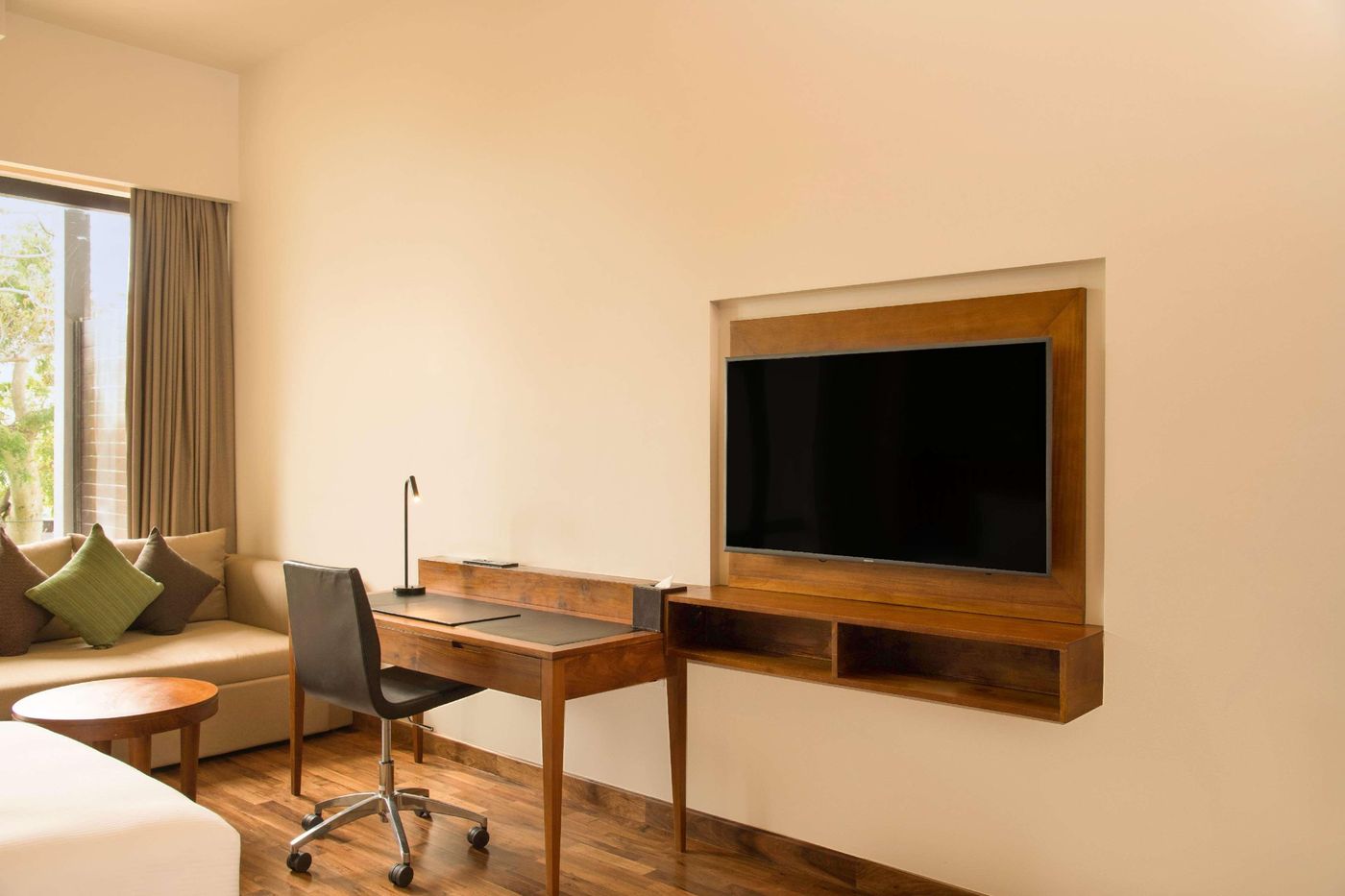 DoubleTree-by-Hilton-Weerawila-Rajawarna-Resort-Room-31