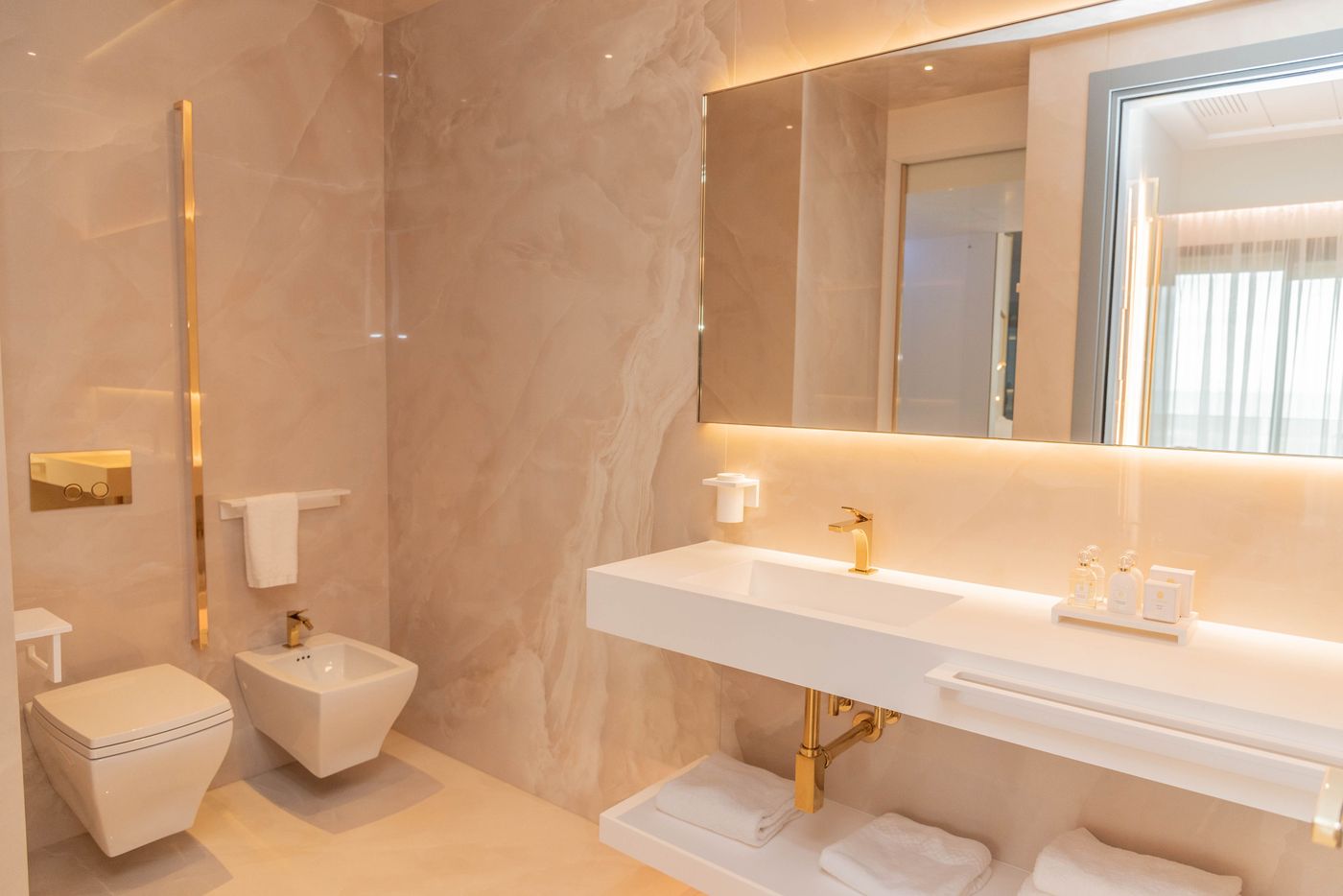 Promenade Luxury Wellness Hotel-Italy-RICCIONE-Room-9