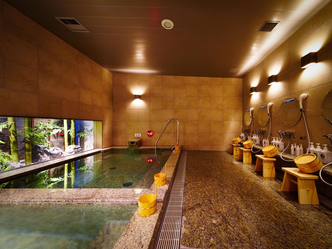 Super Hotel Lohas Akasaka-Japan-Tokyo-General view-1