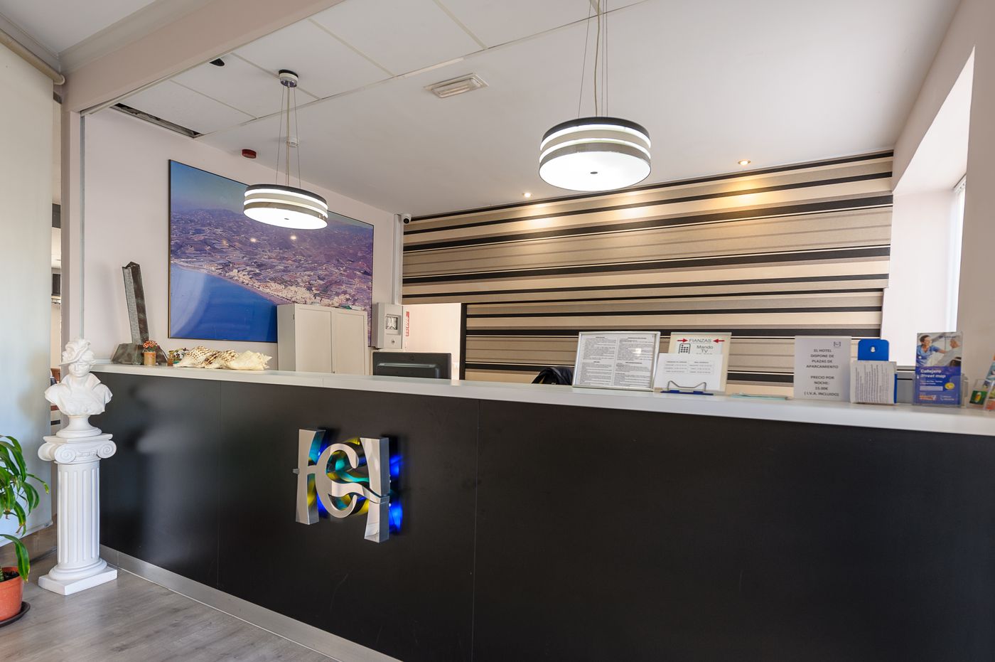 Costamar-Lobby-37