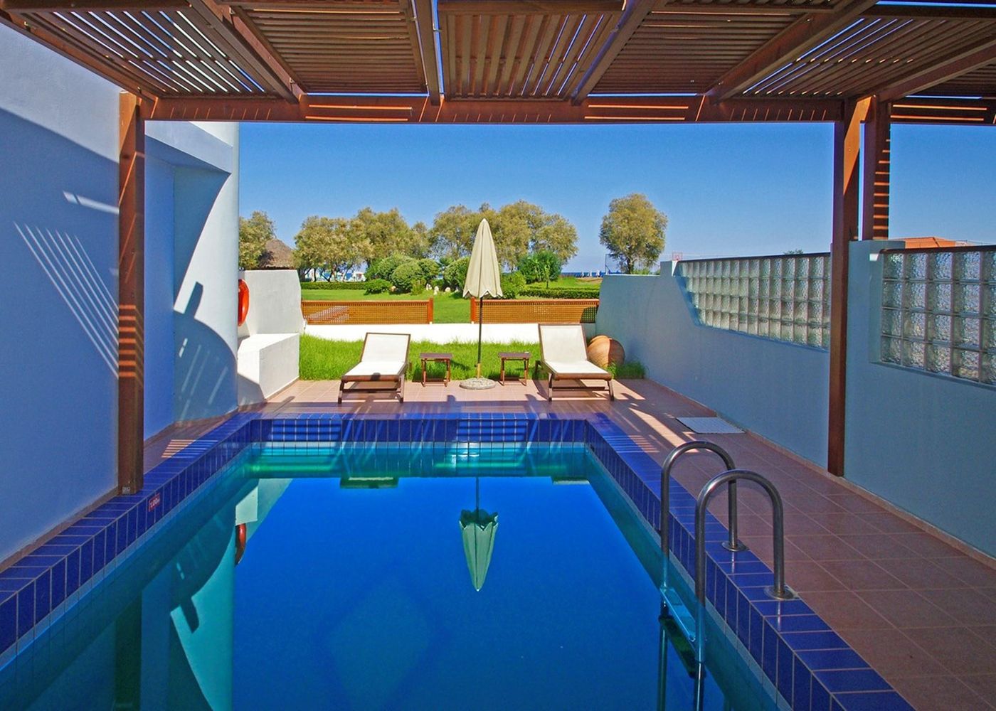 Mythos-Palace-Pool-14