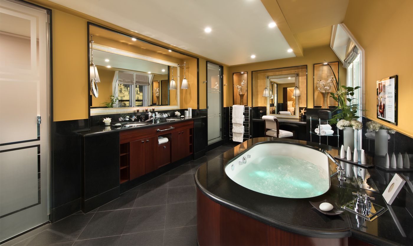 Hotel-Barriere-Le-Fouquets-Paris-Room-51