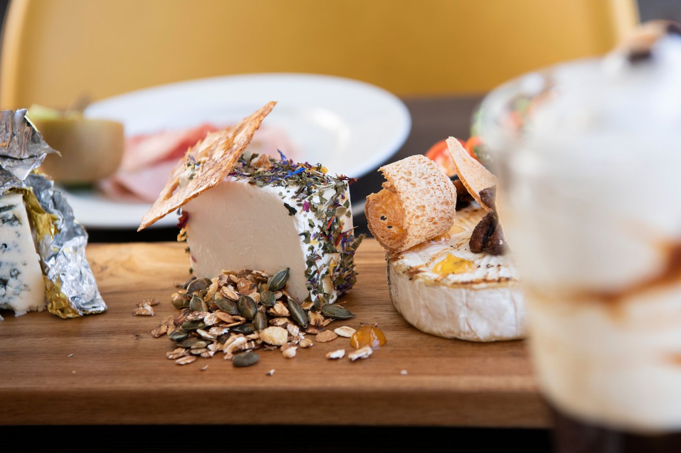 Waterfront-Hotel-Restaurant-21