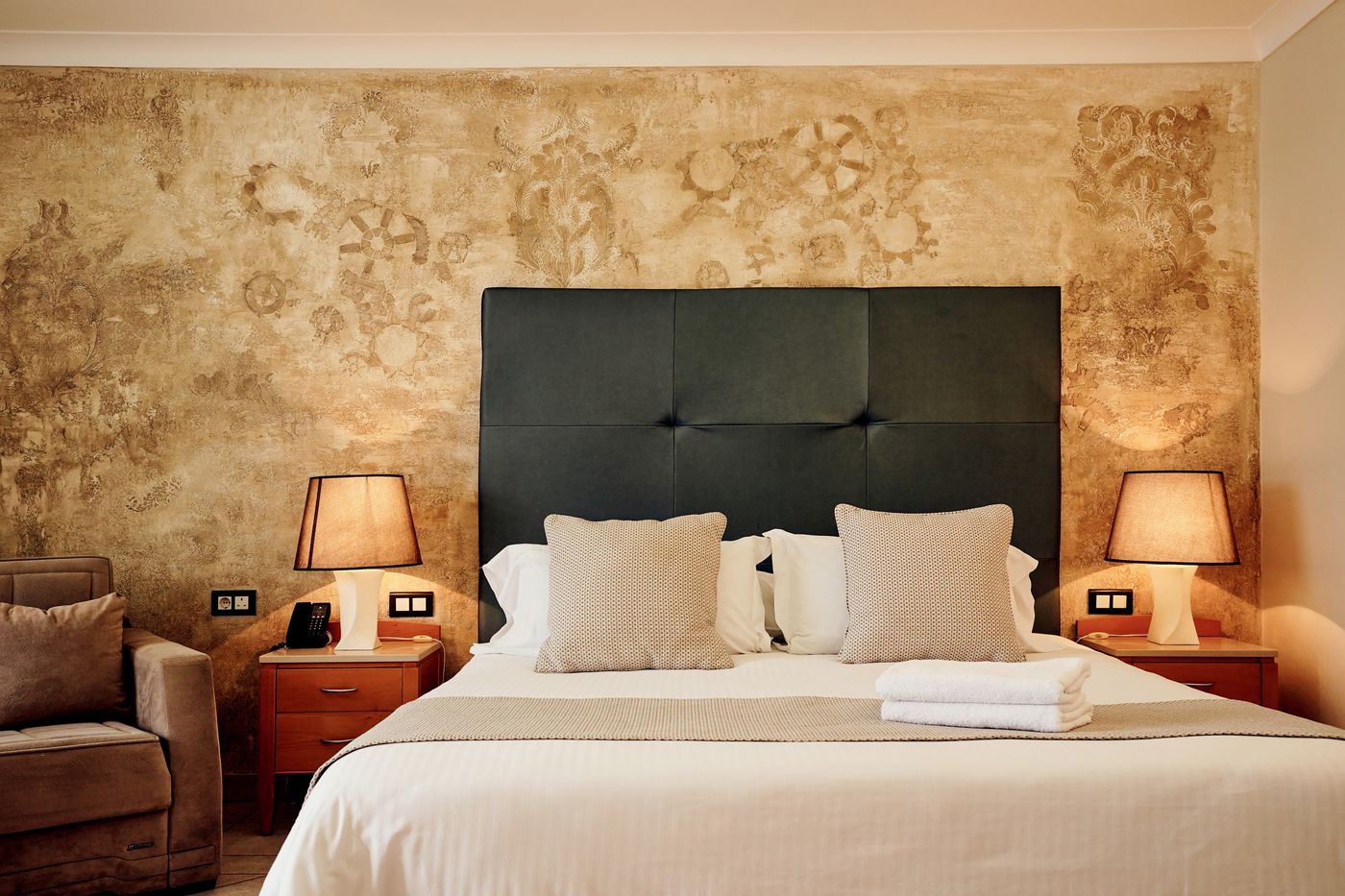 Paradise-Bay-Resort-Hotel-Room-33