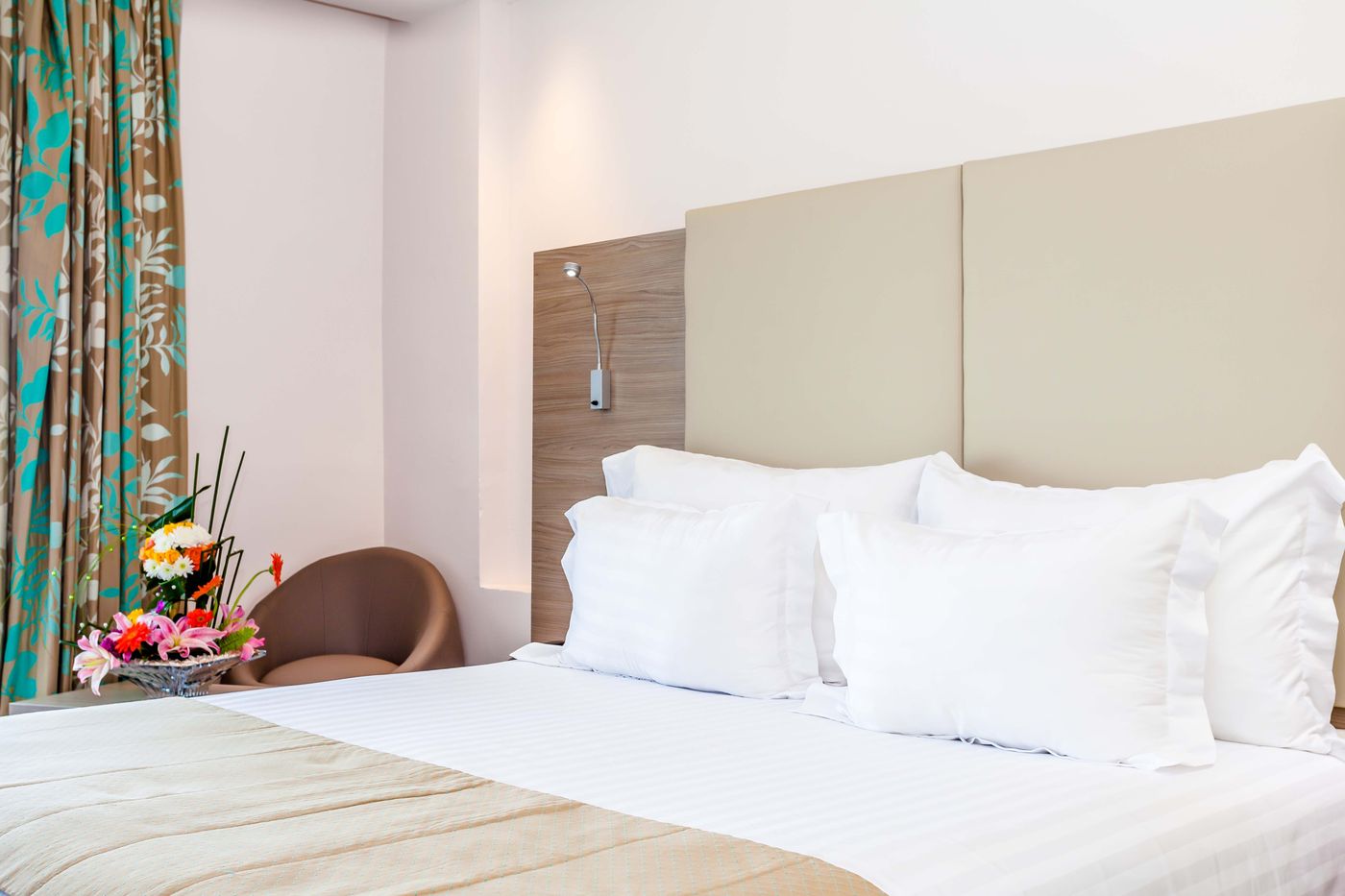 Atlas-Amadil-Beach-Aqua-Sun-Room-31