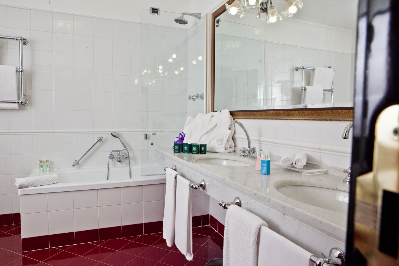 Bernini-Palace-Room-53