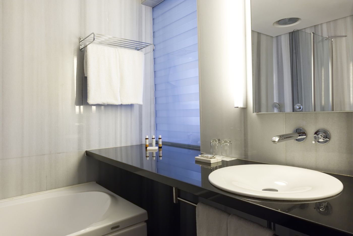 Sunrise-Pearl-Hotel---Spa-Room-28