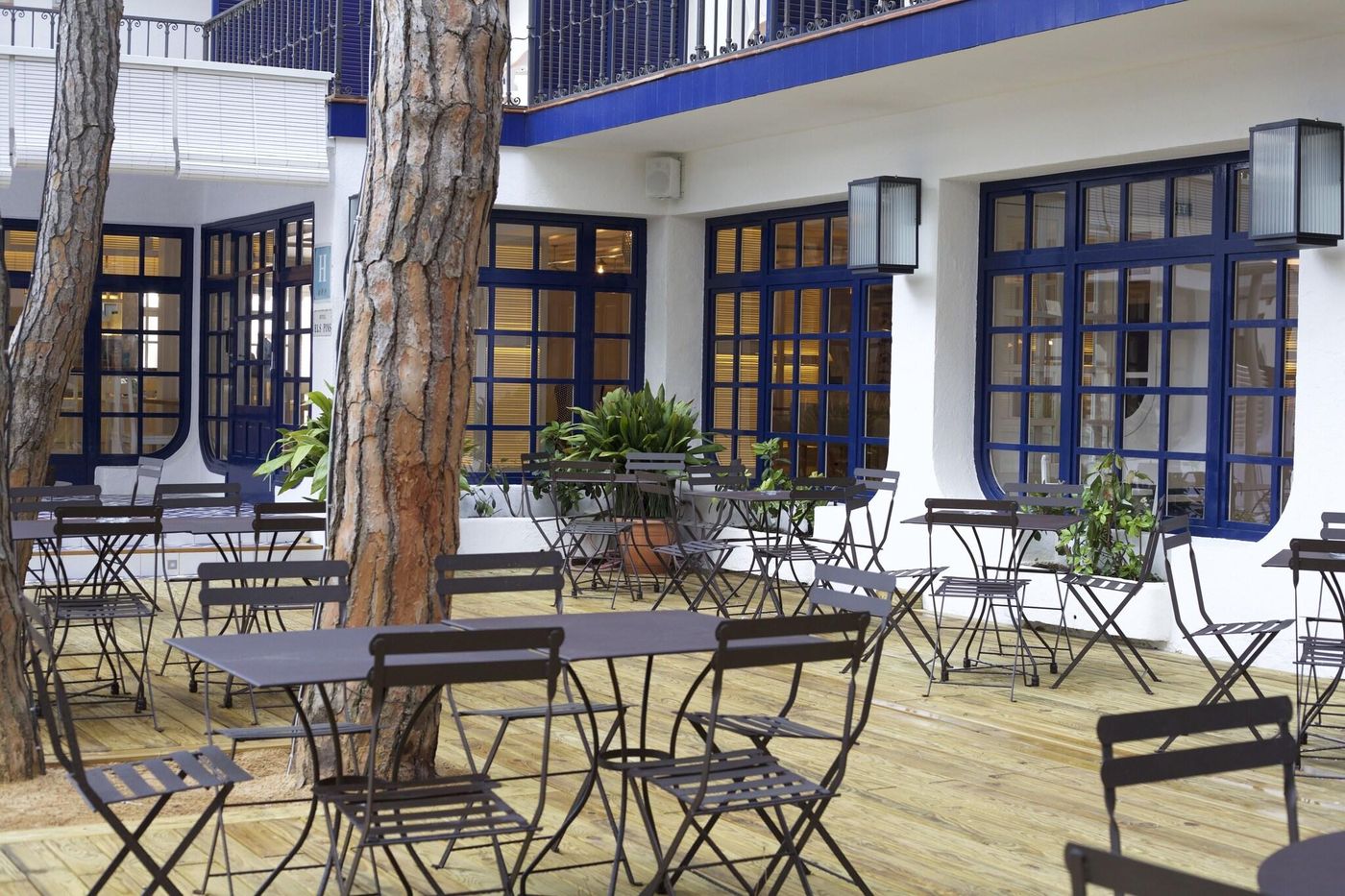Els-Pins-Hotel-Restaurant-41