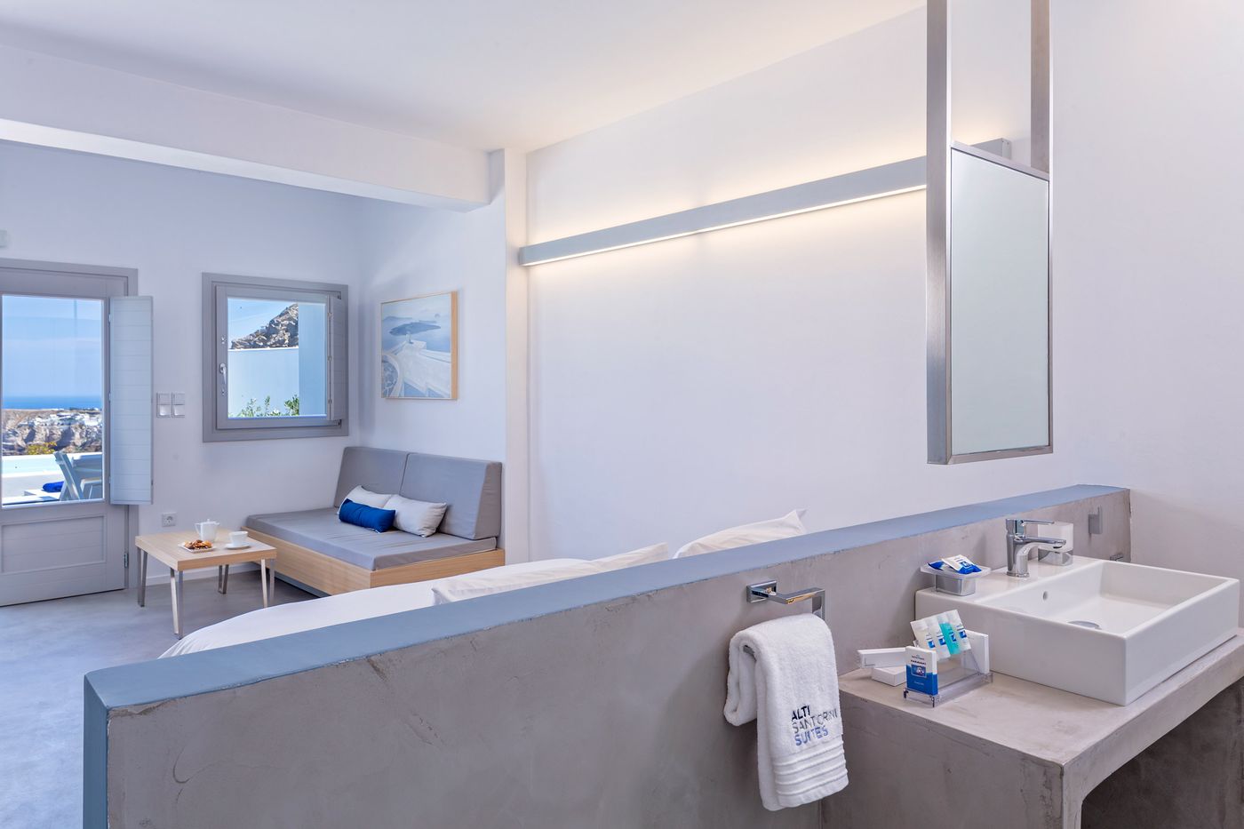 Alti-Santorini-Suites-Room-13