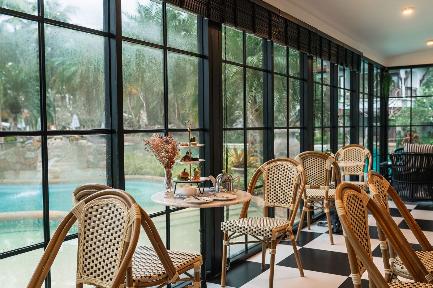 Thavorn-Beach-Village---Spa-Bar-80