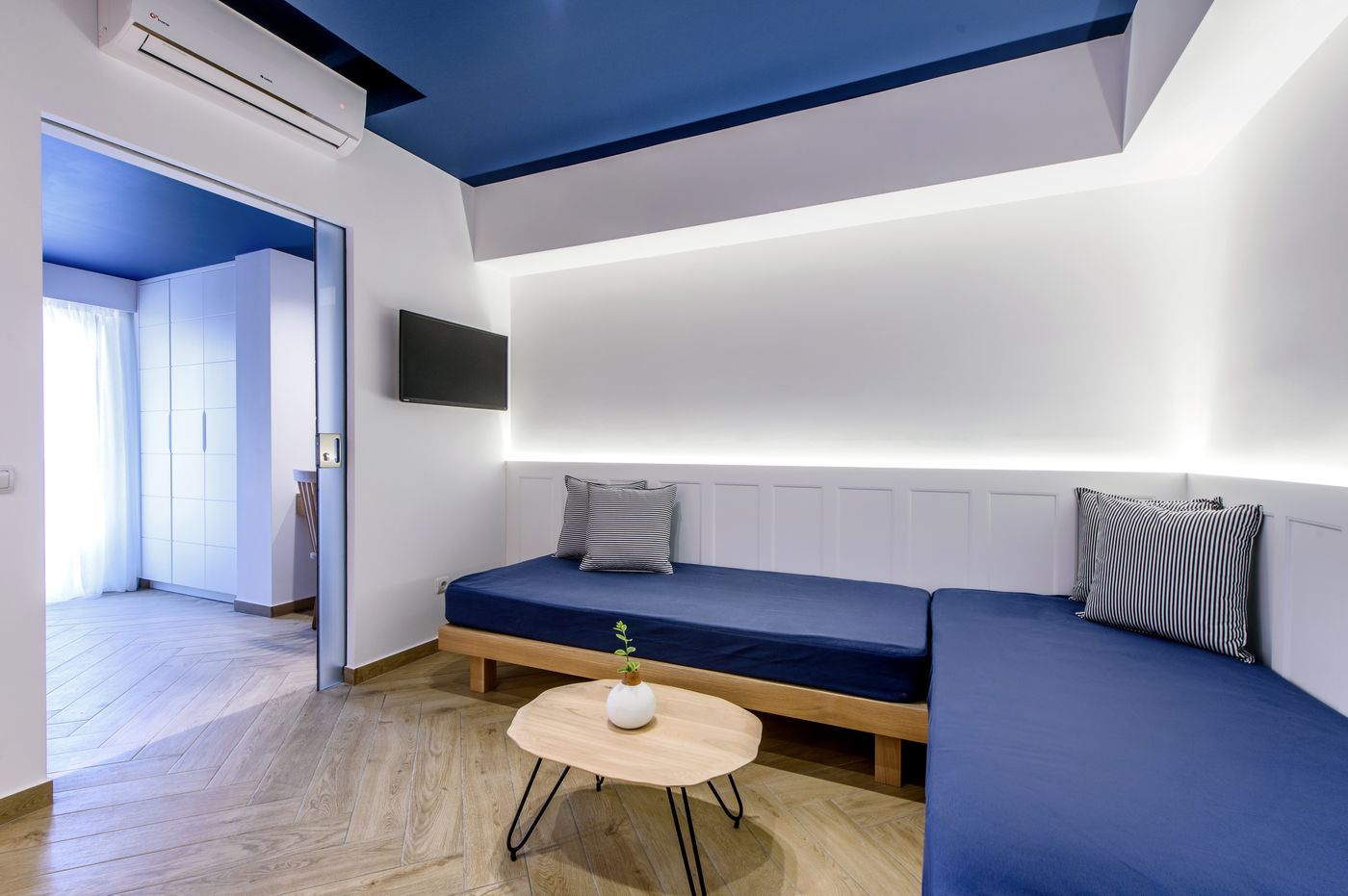 Arminda-Hotel-Room-57