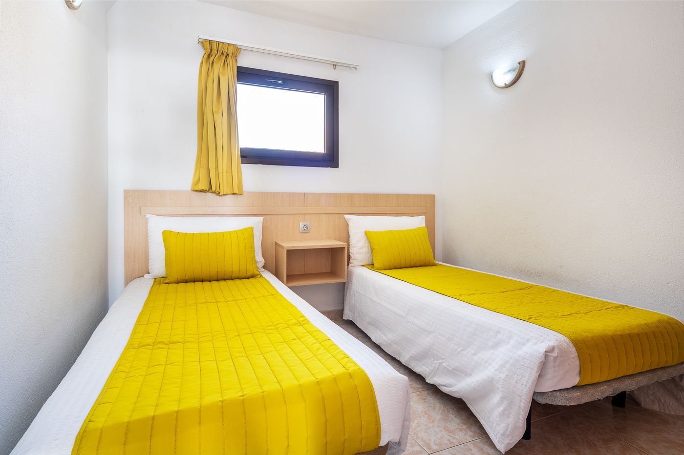 Guinea-Apartments-Room-12