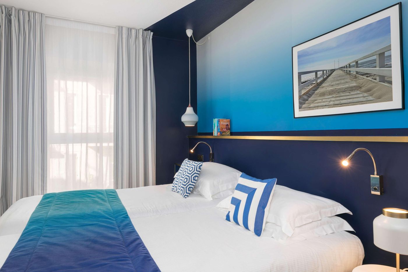 The-Deck-Hotel-by-HappyCulture-Room-16