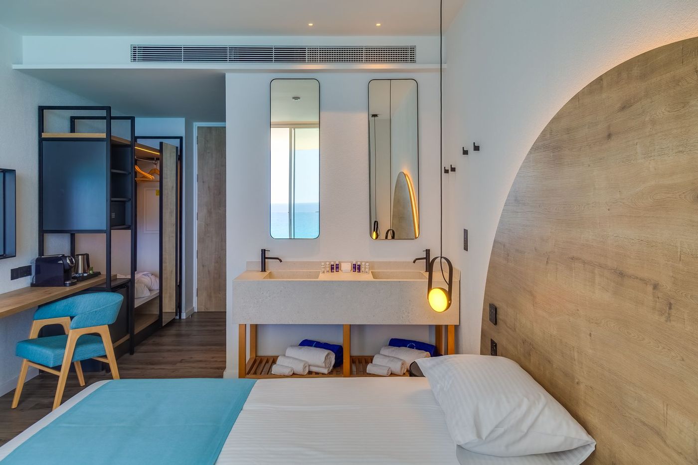 Flamingo Paradise Beach Hotel