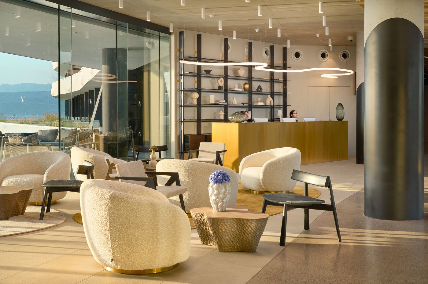 Grand-Hotel-View-Lobby-47