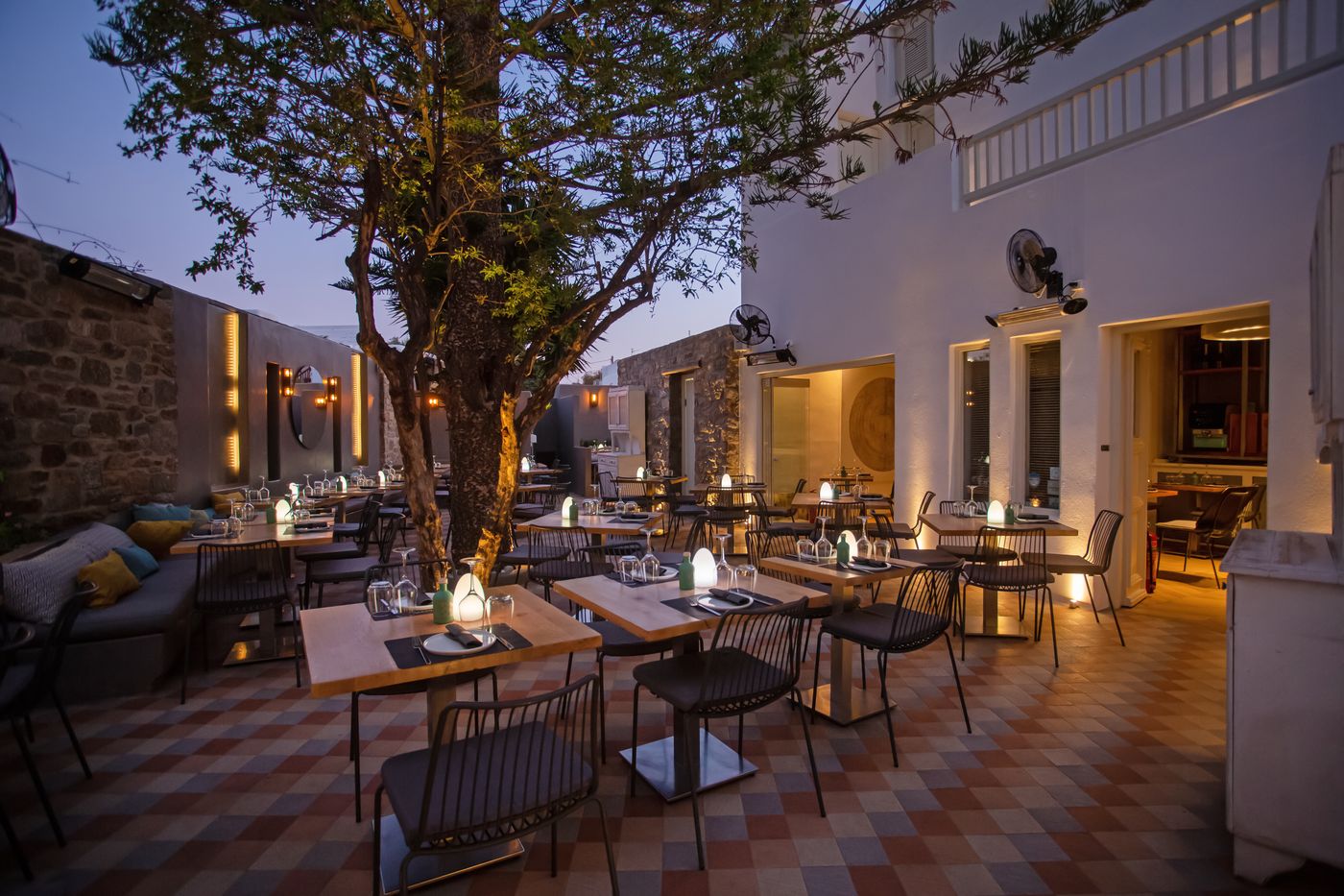 Fresh-Boutique-hotel-Restaurant-1