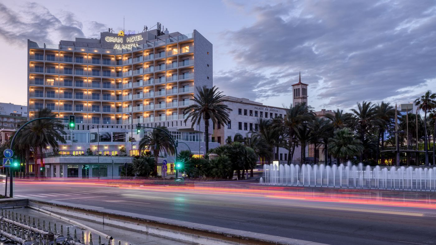 Ohtels-Gran-Hotel-Almeria-General-view-9
