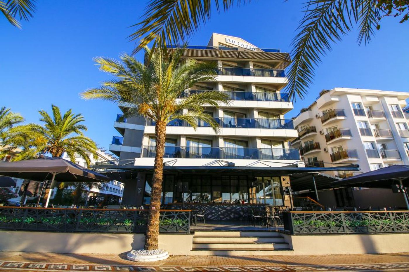 Aurasia Beach Hotel (ex Malibu Beach) 