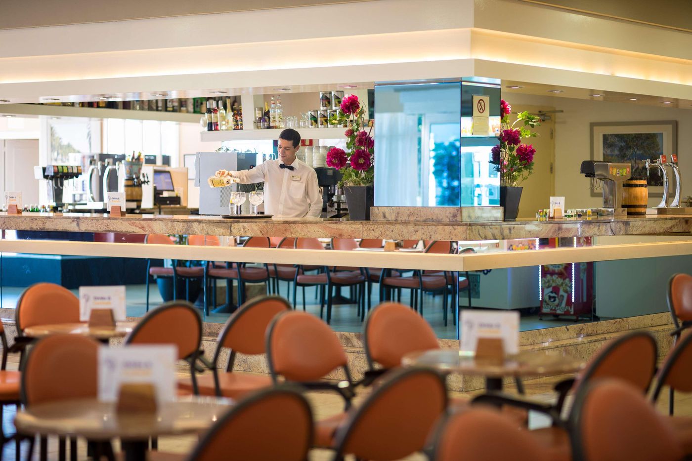 htop-Molinos-Park-Bar-26