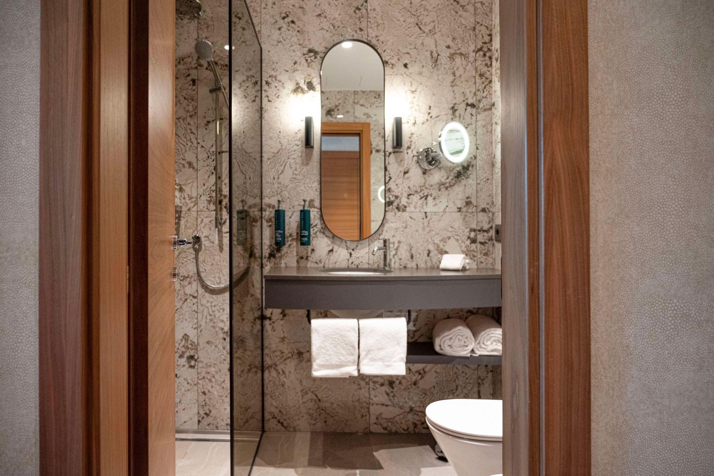 Hilton-Milan-Room-47