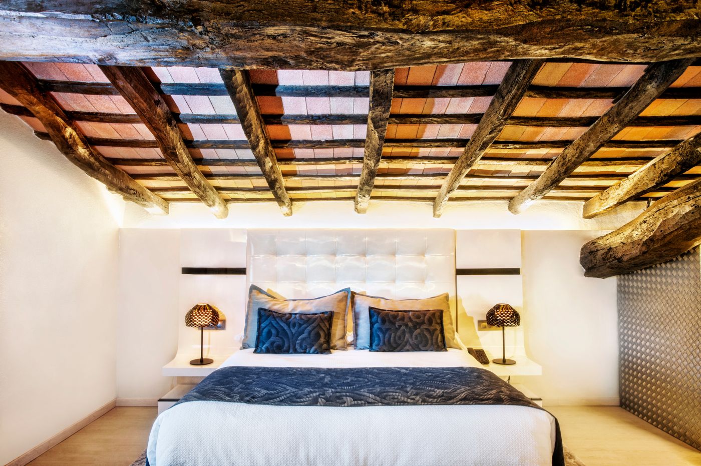 Mas-Tapiolas-Room-35