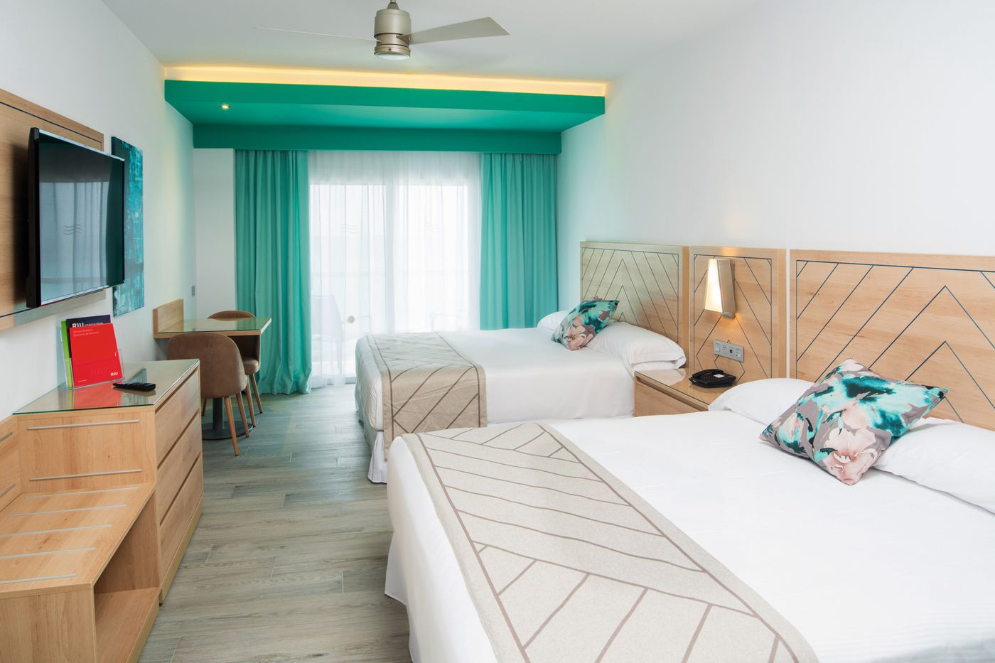 Riu-Ocho-Rios-All-Inclusive-Room-17