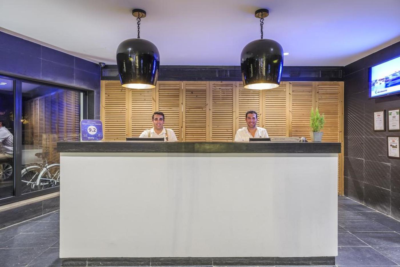 Praia-Verde-Boutique-Hotel---Design-Hotels-Lobby-56