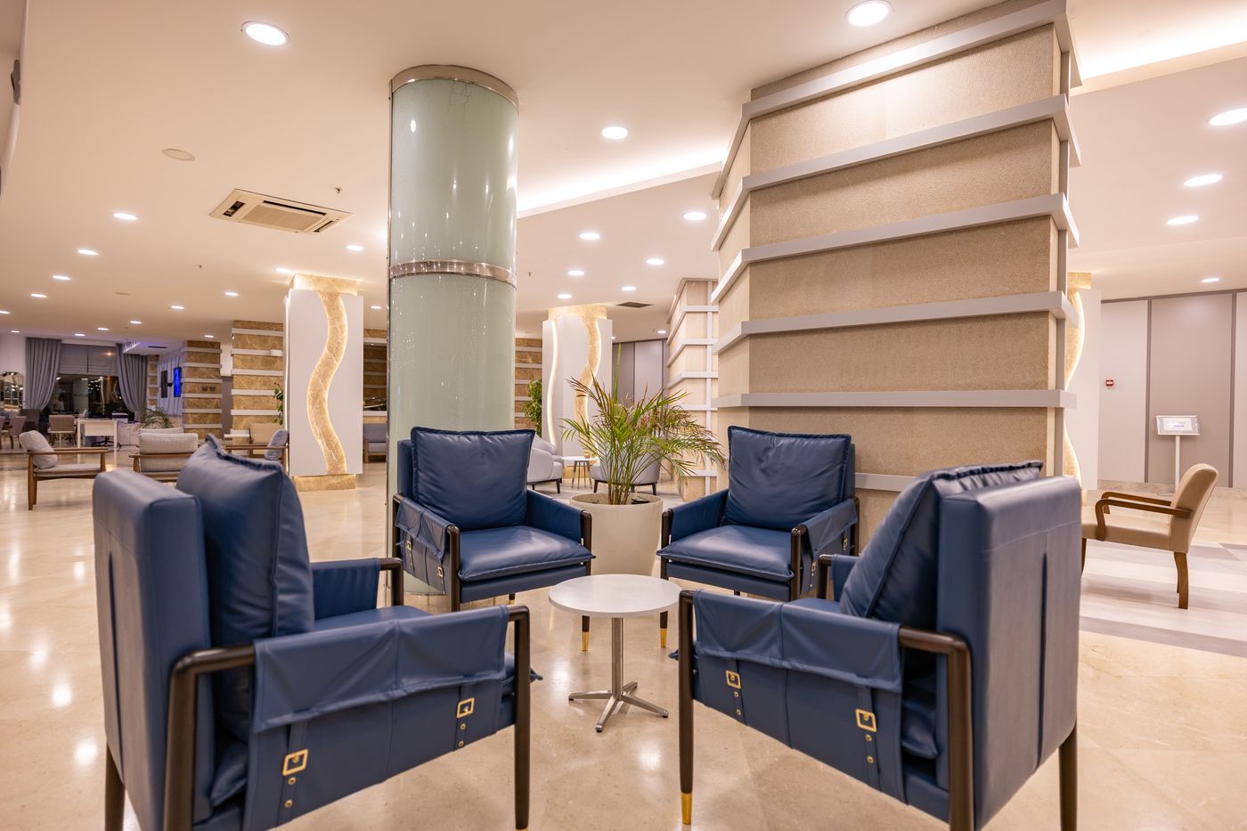 Grand-Park-Bodrum-Lobby-52