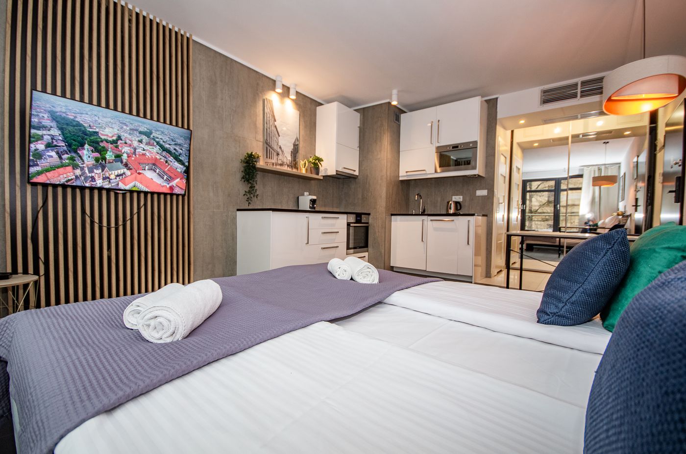 Apartamenty InPoint-Poland-KRAKOW-Room-9